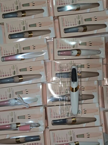 Éliminateur de Callosités Électrique