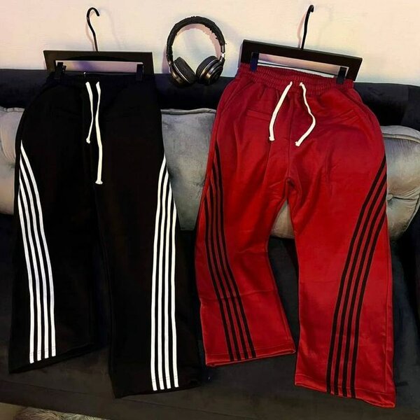 Pantalons de sport à rayures
