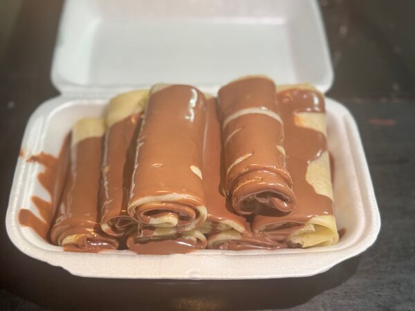 Crêpes roulées au chocolat