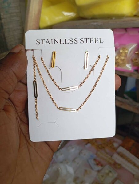 Set Bracelet et Boucles d'Oreilles Acier Inoxydable