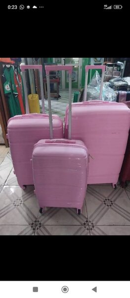 Set de valises roses 3 pièces