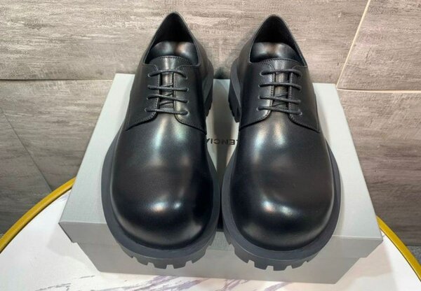 Soulier Balenciaga