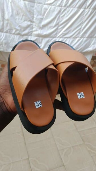 Sandales croisées en cuir