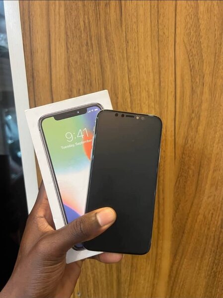 iPhone X 64GB Argent