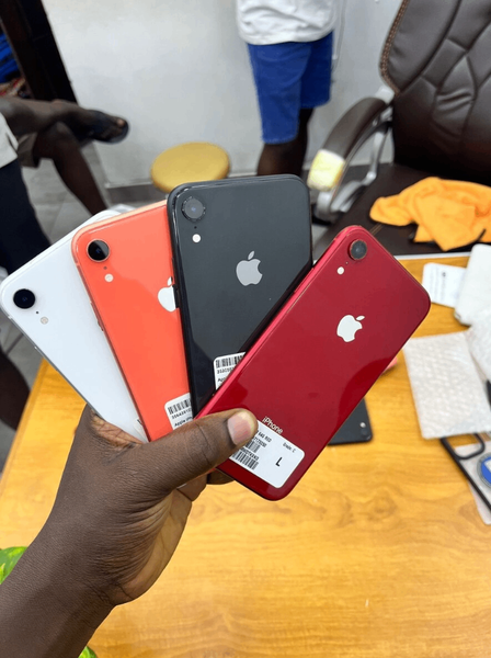 iPhone XR 64/128