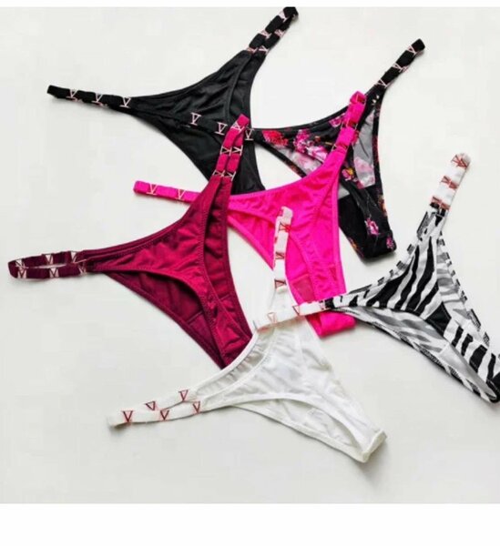 Ensemble de Strings Colorés