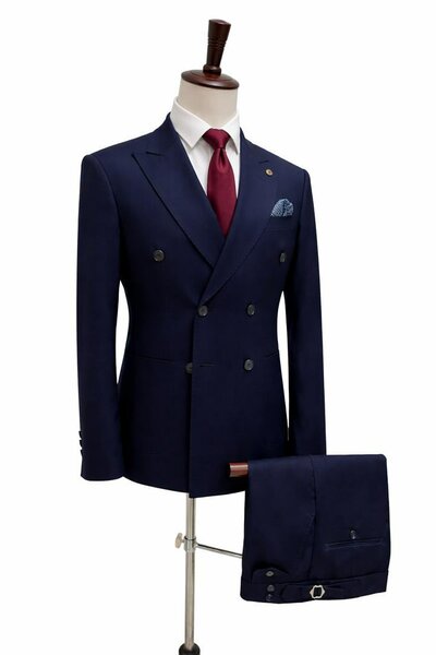 Costume élégant double boutonnage