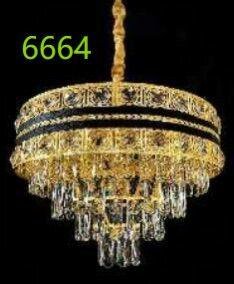 Lustre en cristal doré