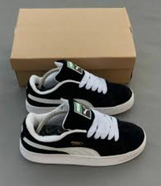 Baskets en daim noir