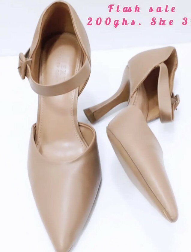 Nude shoes