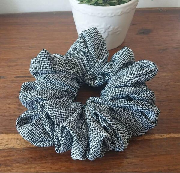 Naledi Scrunchy