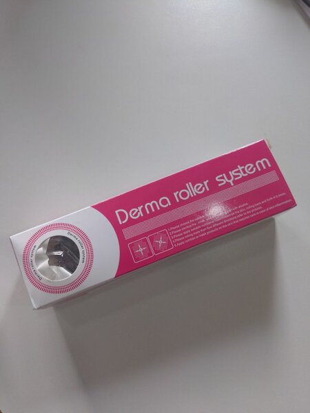 Derma roller system