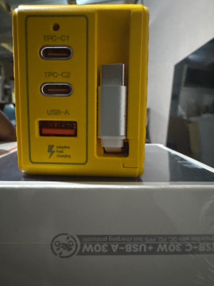 40W Multi-Port USB Charger