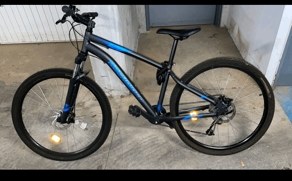 Vélo tout-terrain robuste