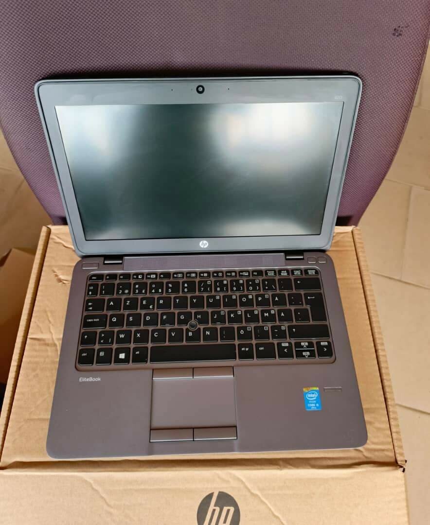 Hp elitebook 820G2 core i5