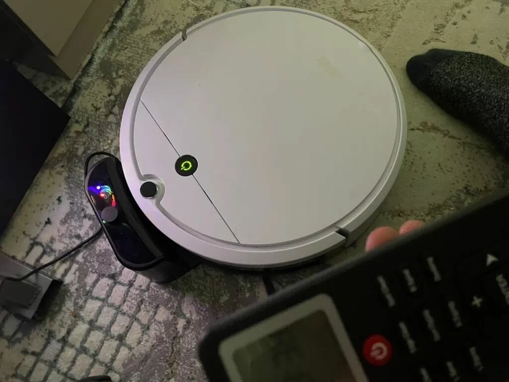 Робот пылесос