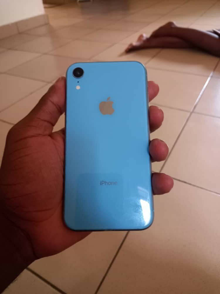 iPhone XR