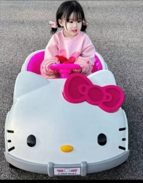 Voiture électrique enfant Kitty