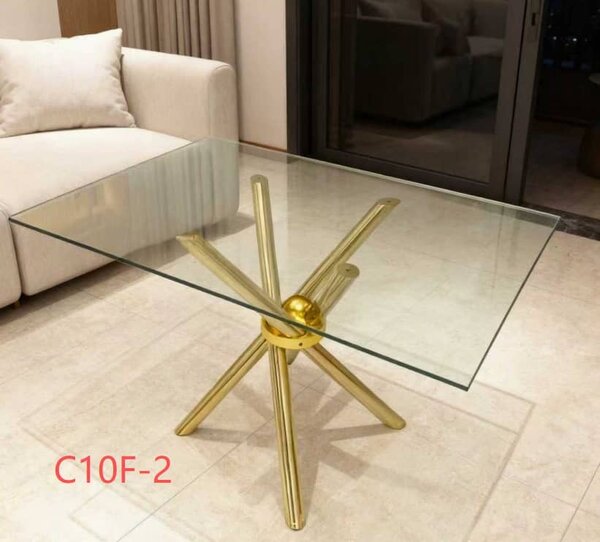 Table basse en verre dorée