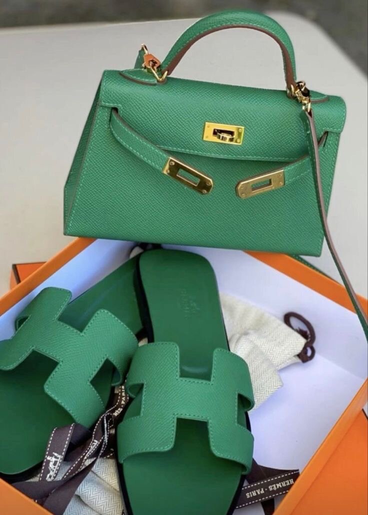 Ladies bag and sandals