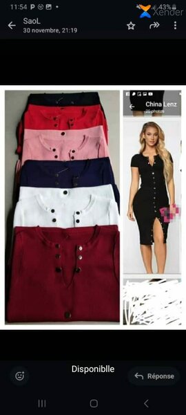 Robe élégante à boutons