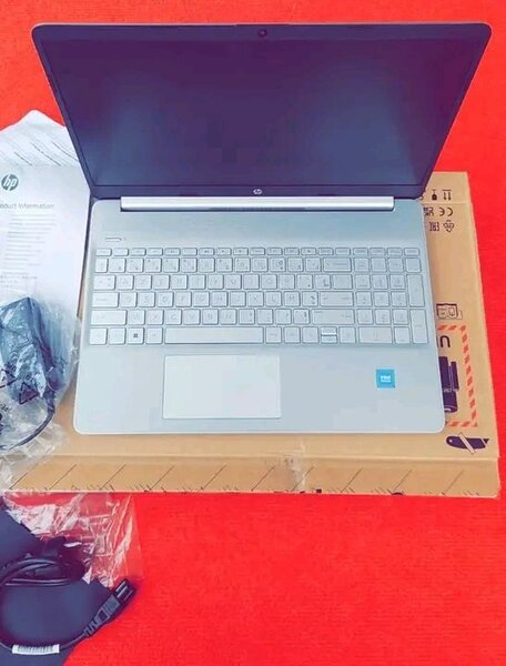 Ordinateur Portable HP 15.6"