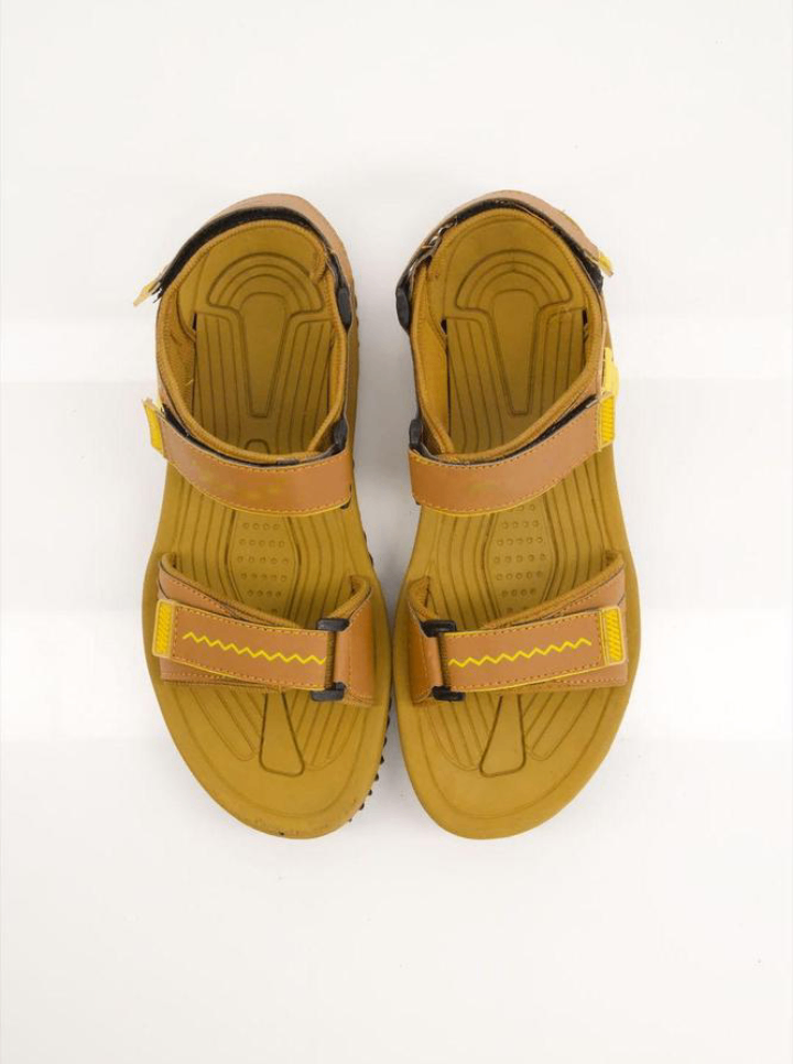 Man's leather sandals