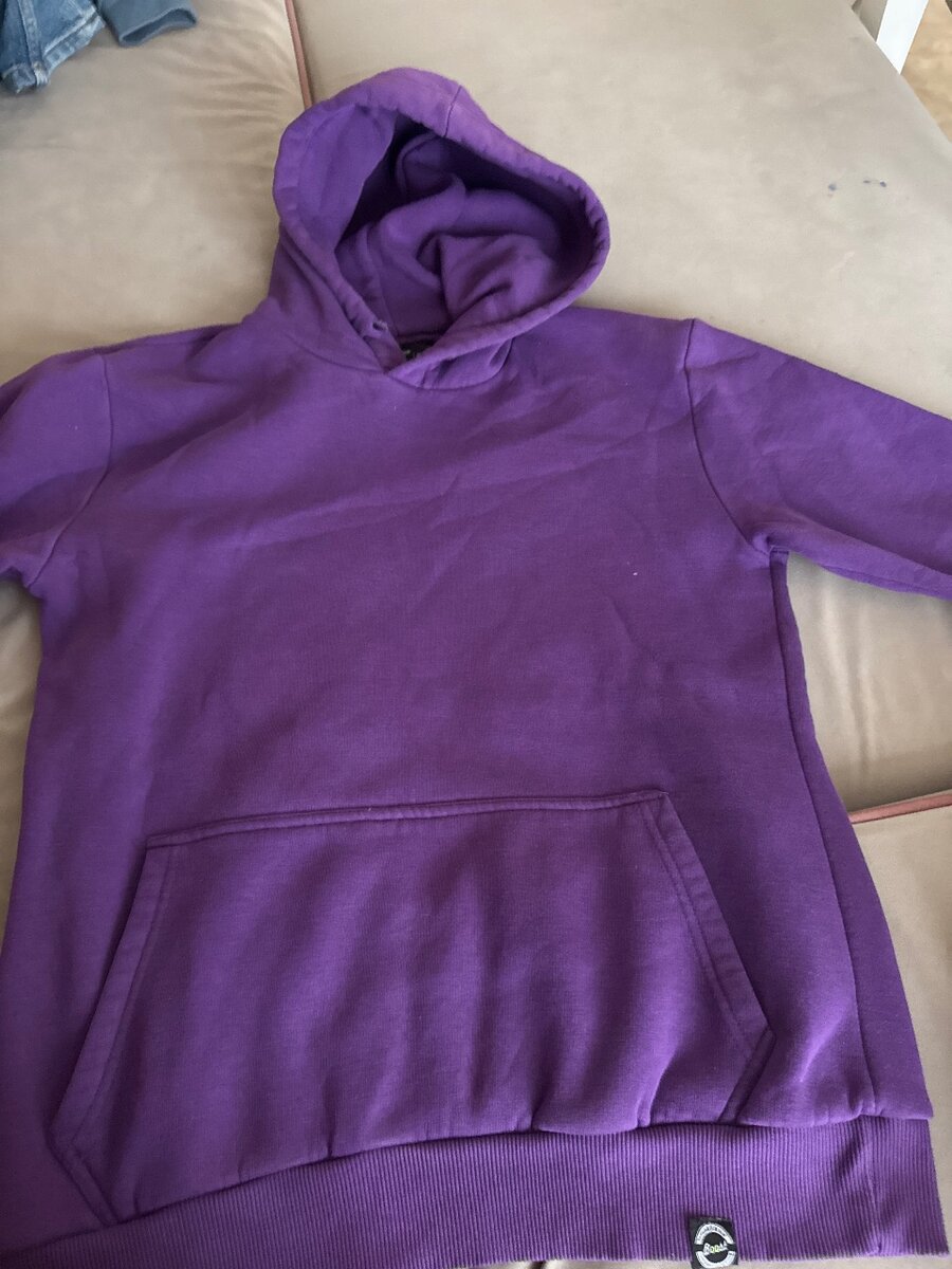 Худи фиолетового цвета