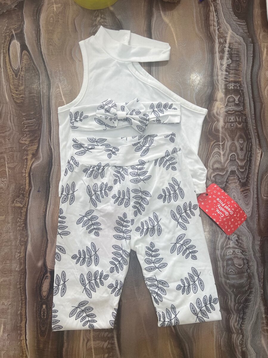 Elegant floral baby wear