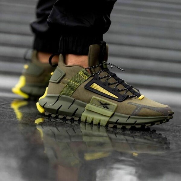 REEBOK