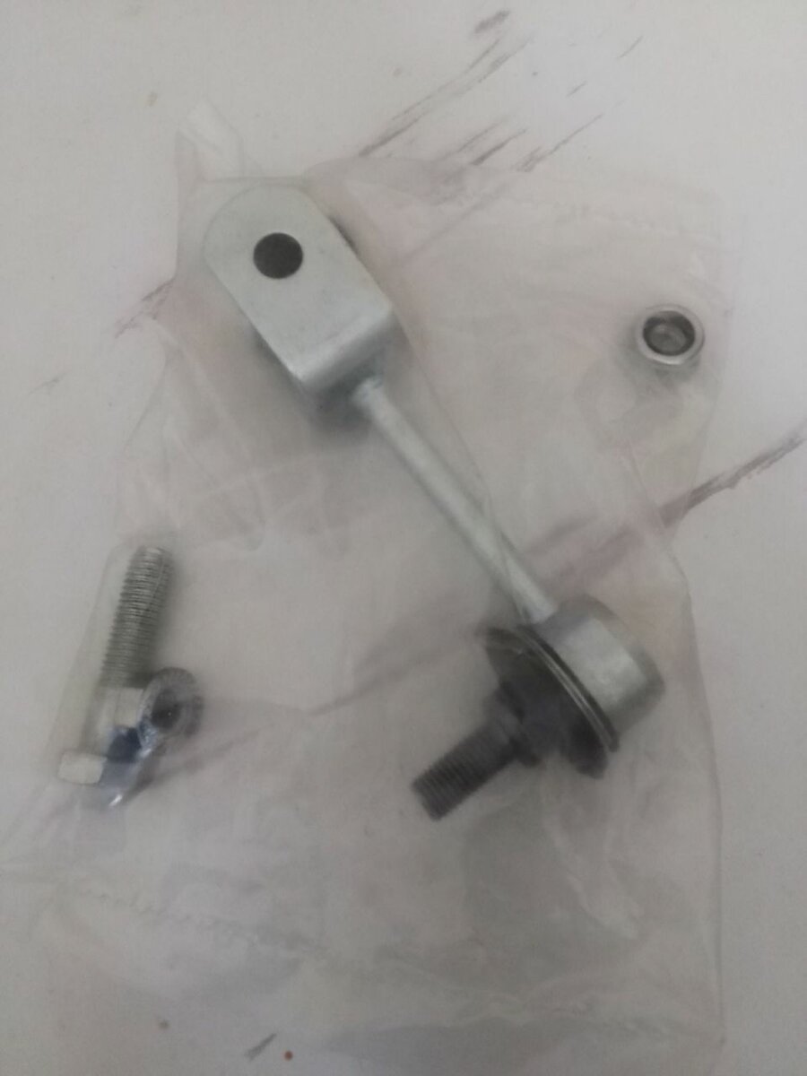 Stabilizer link  for Toyota noah(rear)brand new boxed .k250