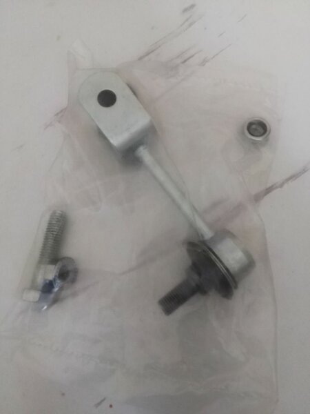 Stabilizer link  for Toyota noah(rear)brand new boxed .k250