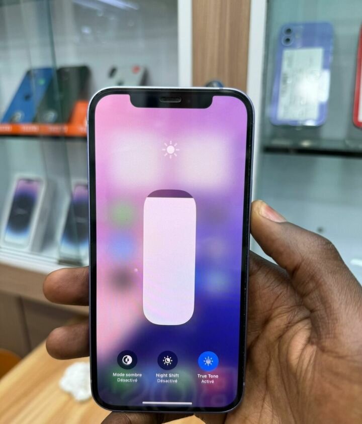 iPhone 11 64Go Violet