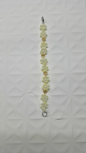 Bracelet perlé floral élégant