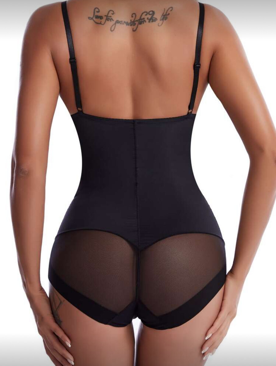 Combinaison gainante femme élégante