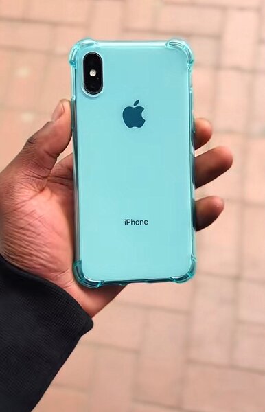 Coque renfort iPhone X transparente