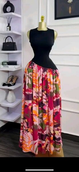 Robe Maxi Florale Élégante
