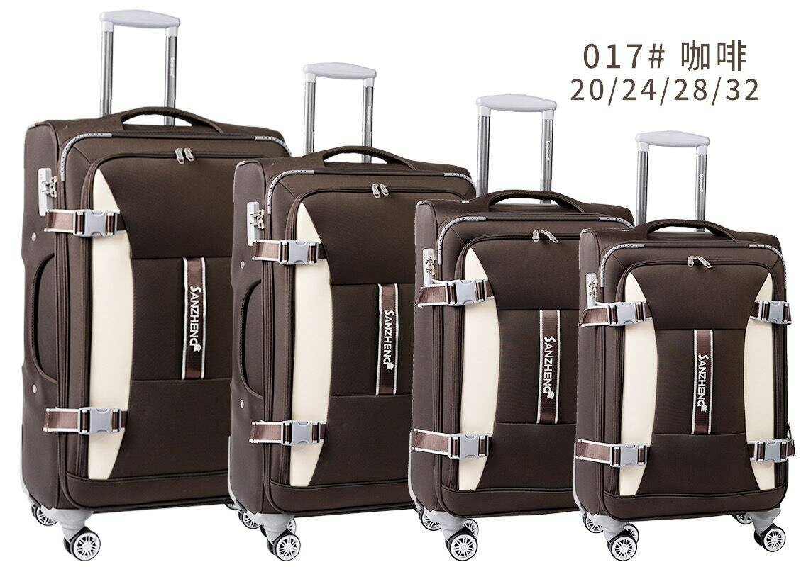 4 alises à roulettes élégantes