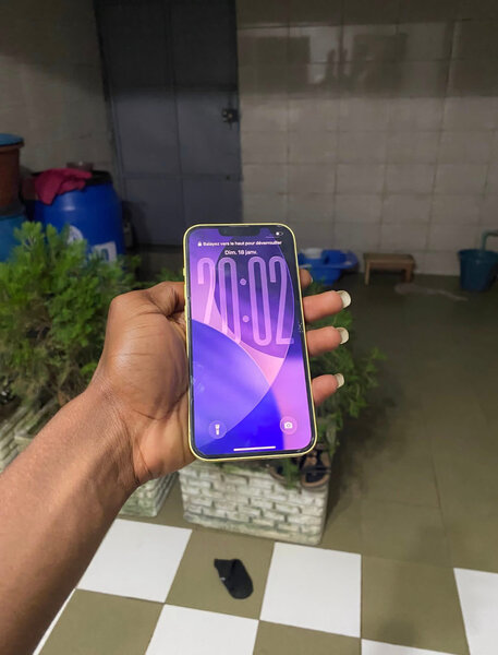 iPhone 14 Jaune 128 Go