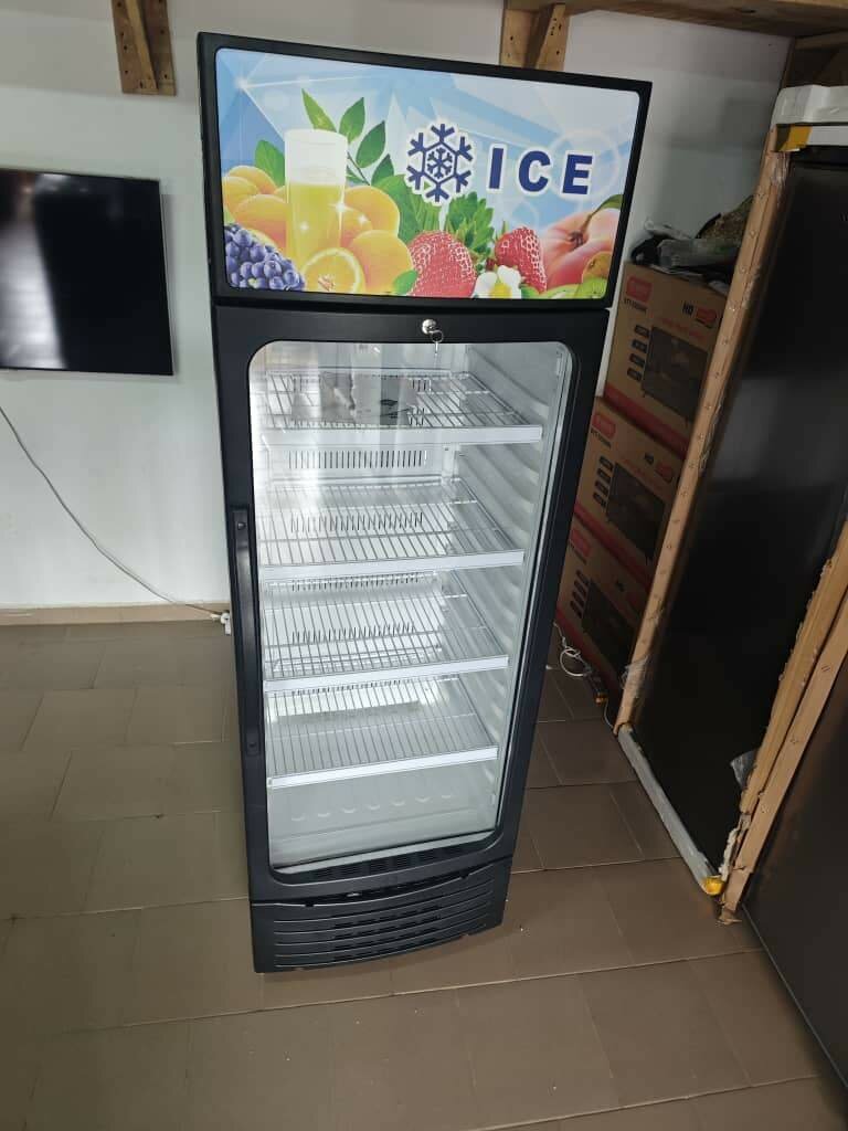 Refroidisseur vitrée 310 L casi neuf 01 mois d'utilisation