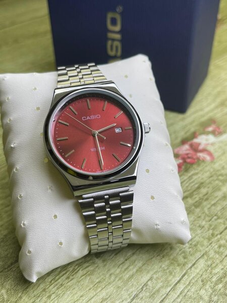 Montre élégante acier inox