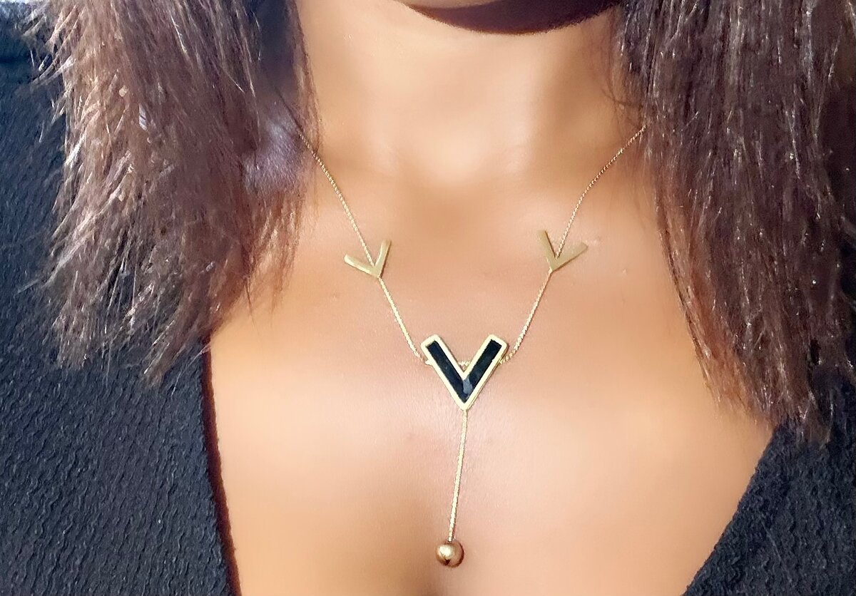 Collier inoxydable élégant