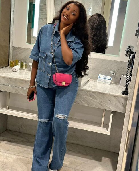 Tenue décontractée en jean pour femmes