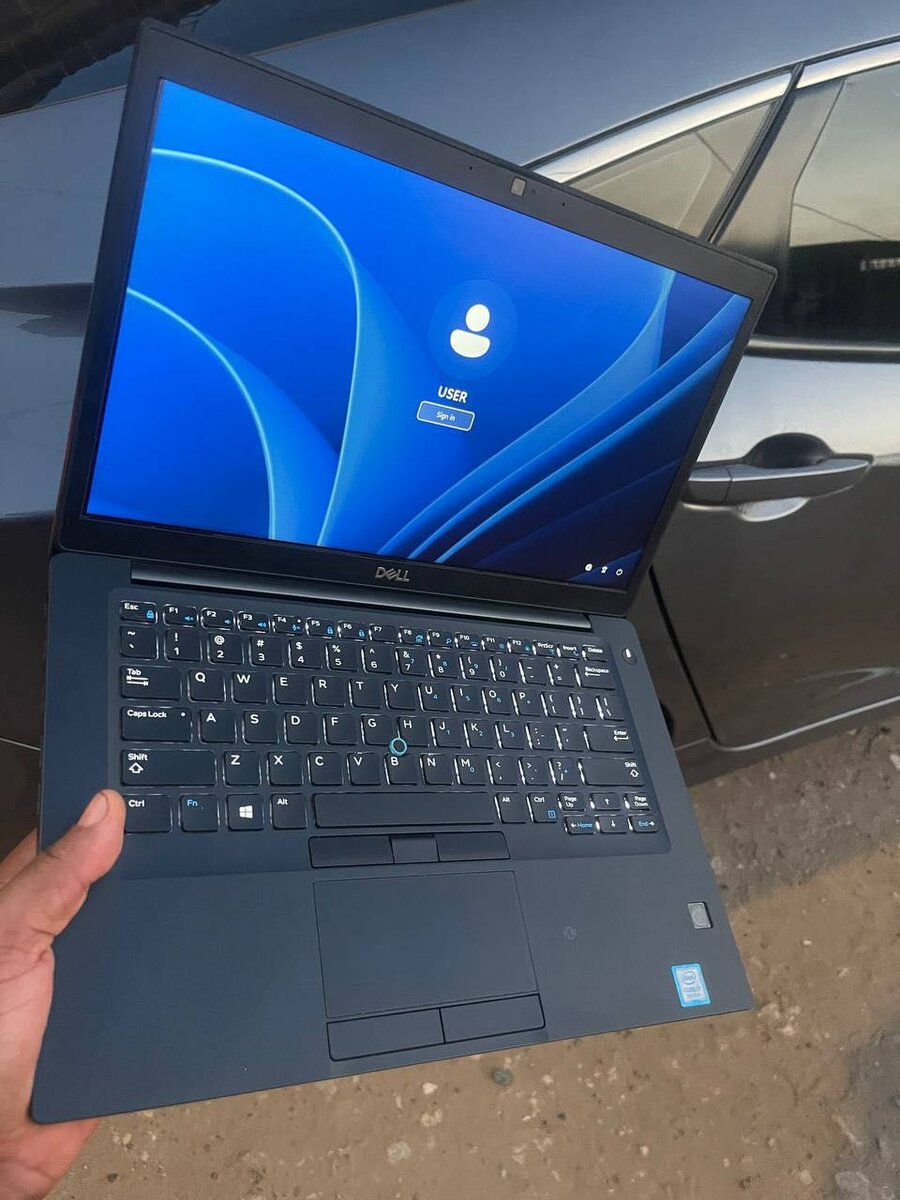 DELL LATITUDE 7490