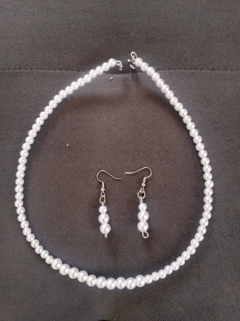 Pearl Necklace and Earings