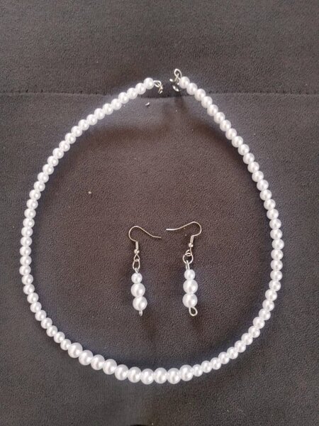 Pearl Necklace and Earings