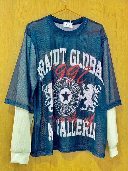 T-shirt graphique stylée