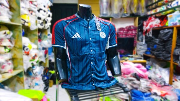 Maillot de foot FC Bayern bleu