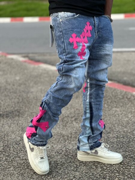 Jeans avec Patchs Croisés Tendance