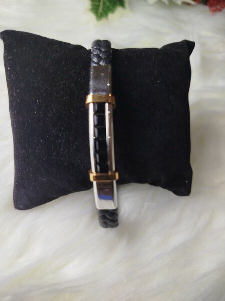 Bracelet en cuir élégant